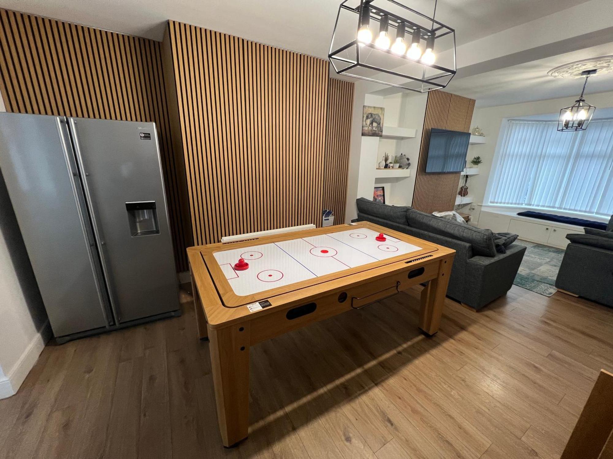 Numero Venti Aparthouse Wifi Parking Hot Tub 뉴캐슬어폰타인 외부 사진